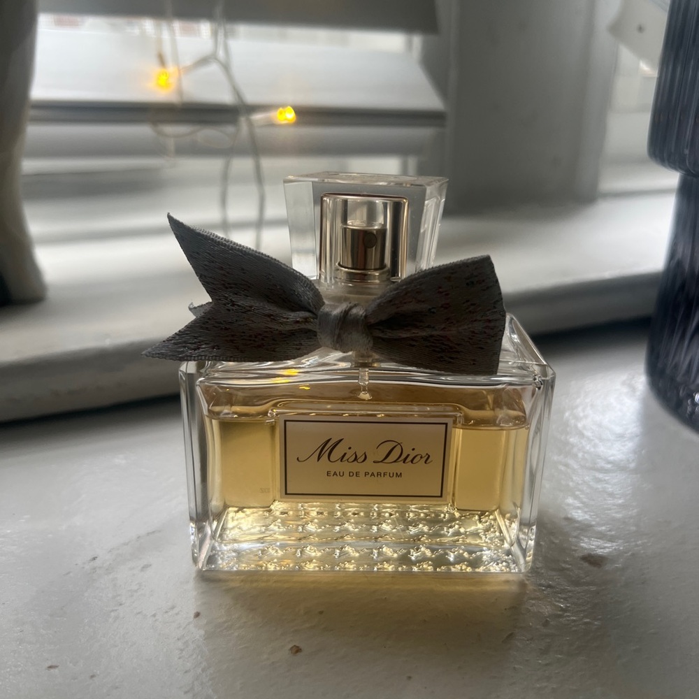 Dior Miss Dior Eau de Parfum with Gray Bow